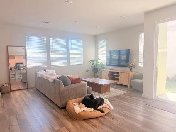 3BR/3BA Apartment · Hayward photo 4