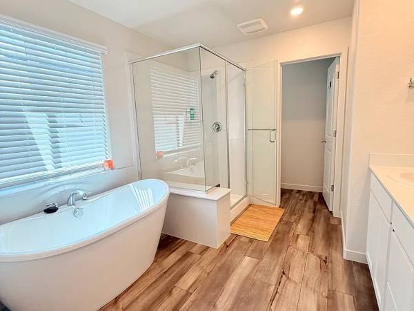 3BR/3BA Apartment · Hayward photo 5