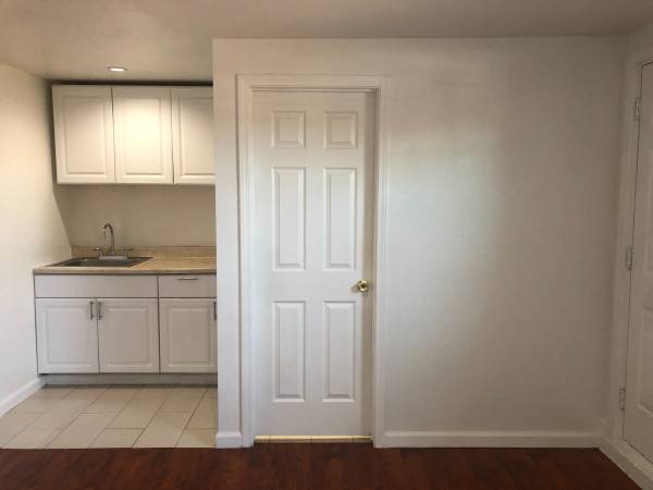 2BR/1BA Apartment · San Jose photo 4