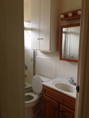 1BR/1BA Apartment on Lincoln Cir Near Richmond Dr · Millbrae photo 4