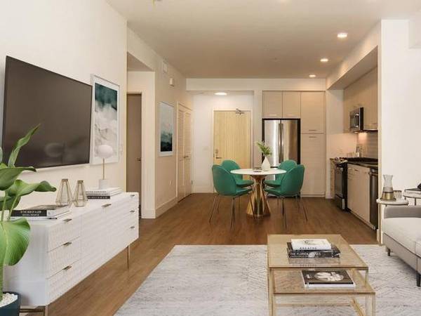 Apartments on Kifer Rd · Sunnyvale photo 2