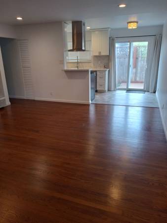 2BR/1BA Apartment on Allston Way Near Curtis · Berkeley photo 3