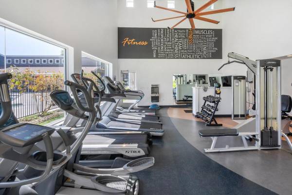 0BR/1BA Apartment on Campus Dr · Daly City photo 3