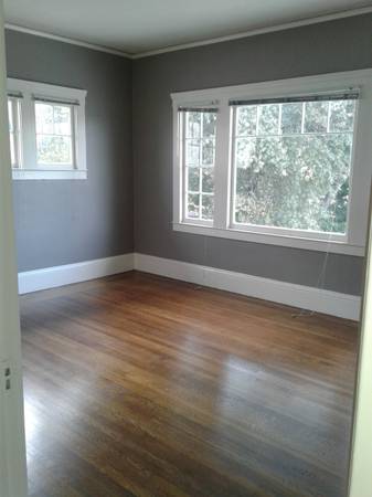 1BR/1BA Apartment · Oakland photo 4