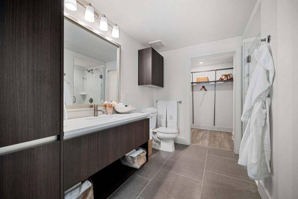 Apartments on Del Hombre · Walnut Creek photo 3