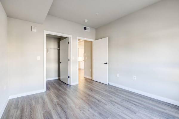 Apartments on 29th St · Oakland photo 2