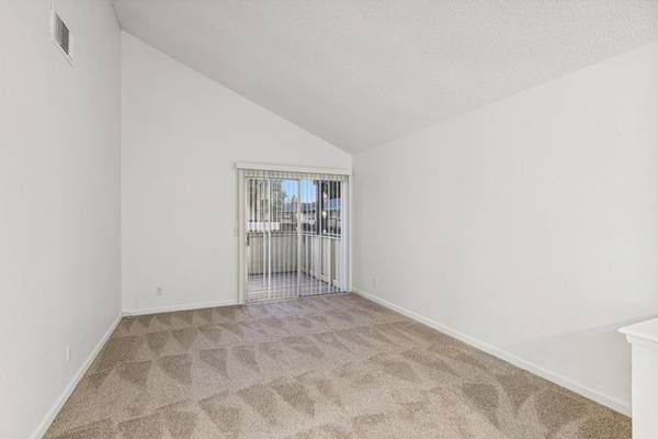 Apartments on Clay Bank Rd · Fairfield photo 5