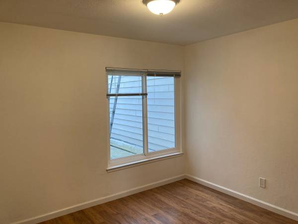 2BR/1BA Apartment on 24th Avenue · San Francisco photo 5