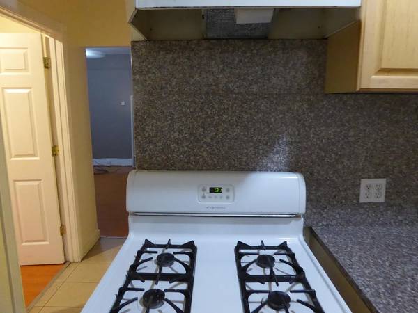 2BR/1BA Duplex · San Jose photo 5