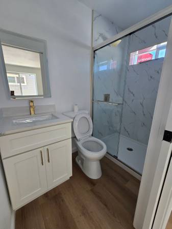 2BR/2BA Apartment on Jefferson Avenue · El Cerrito photo 5