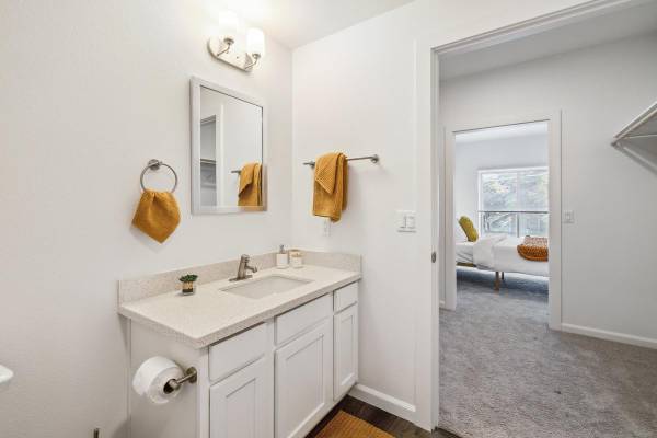 Apartments on & 755 Wilson Street · Santa Rosa photo 5