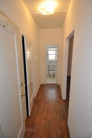 0BR/1BA Apartment · Berkeley photo 4