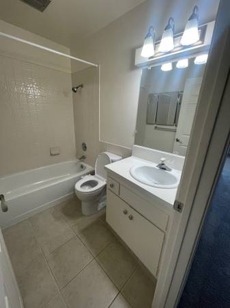 Ming Tree Apartments photo 2