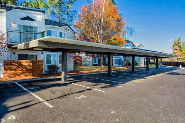 WILLOW GLEN APARTMENTS photo 4