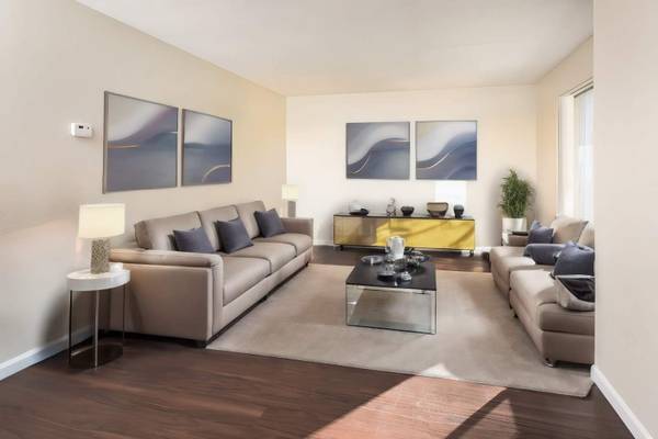 Apartments on East Avenue · Pleasanton photo 5