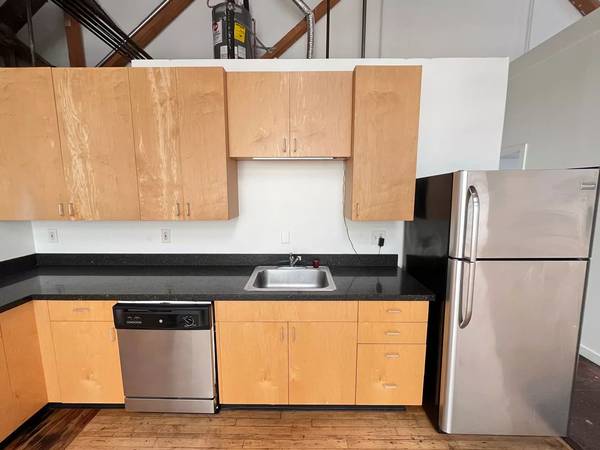 Live/Work In Old Mother's Cookie Lofts - Lake Merritt East. photo 4
