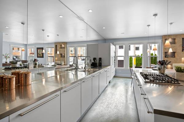 2BR/2BA Condo on Pierce · San Francisco photo 2
