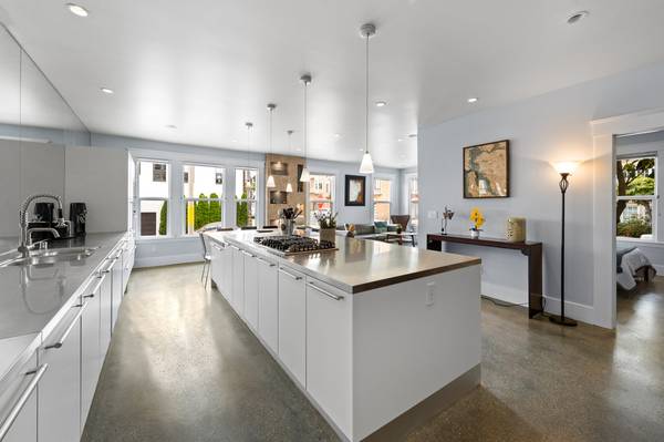 2BR/2BA Condo on Pierce · San Francisco photo 3