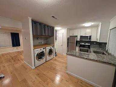 2BR/2BA Apartment on Saginaw Cir · Pleasanton photo 3