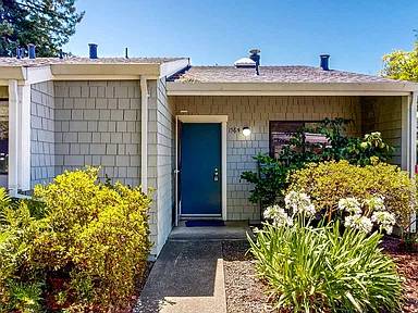 2BR/1BA Apartment on Neotomas Ave · Santa Rosa photo 2