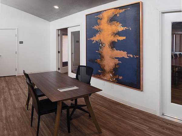 Apartments on Park Lane · Fairfield photo 4