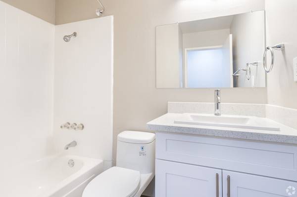 The Valley Apartments photo 5