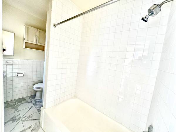 1BR/1BA Apartment · San Francisco photo 5