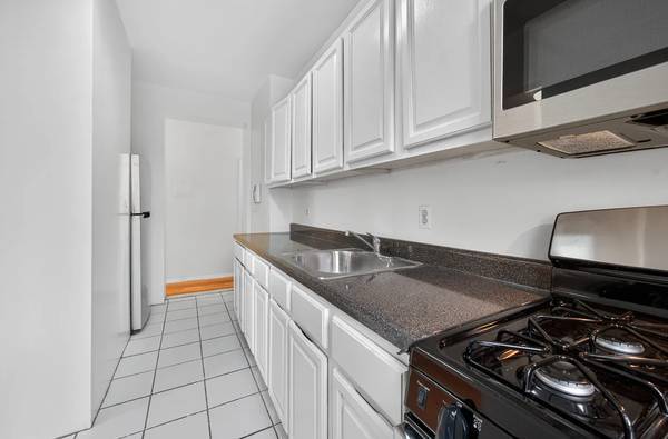 1BR/1BA Apartment · San Francisco photo 2
