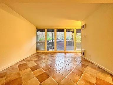 2BR/1BA Apartment on Echo Ave · Oakland photo 3