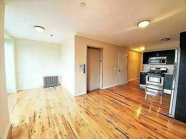 1BR/1BA Apartment · New York photo 4
