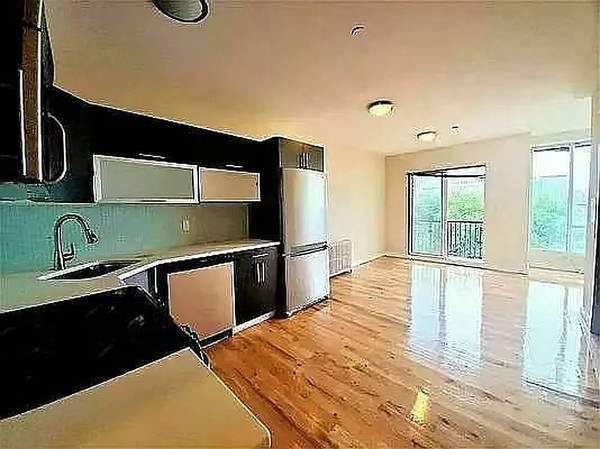 1BR/1BA Apartment · New York photo 2