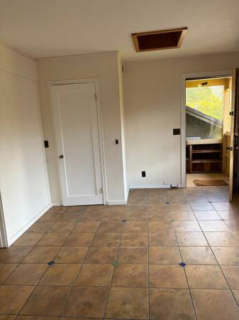 3BR/1BA Apartment · Berkeley photo 2