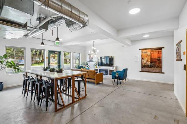 Apartments on & 755 Wilson Street · Santa Rosa photo 3