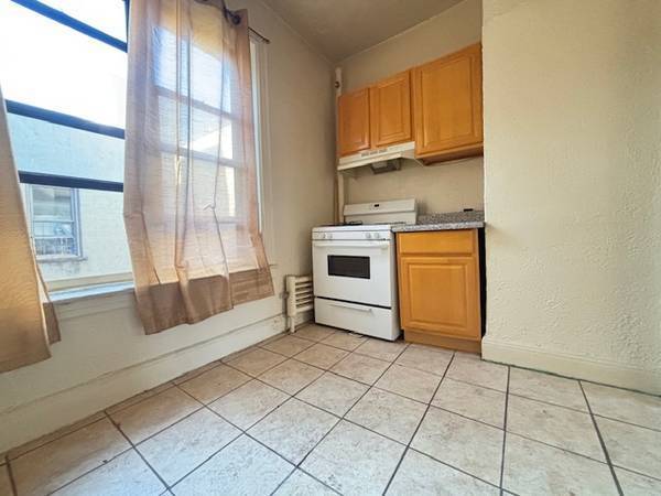2BR/1BA Apartment · New York photo 3