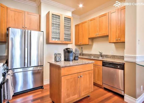 1BR/1BA Apartment · San Francisco photo 2