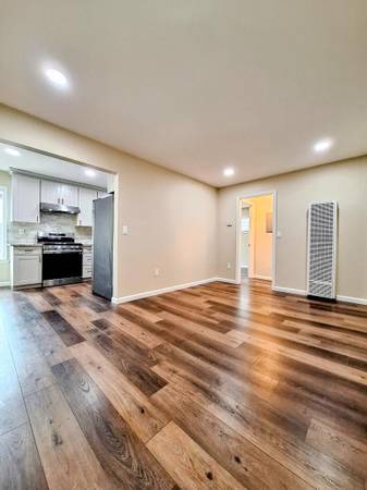 Others on W. Olive Ave · Sunnyvale photo 5