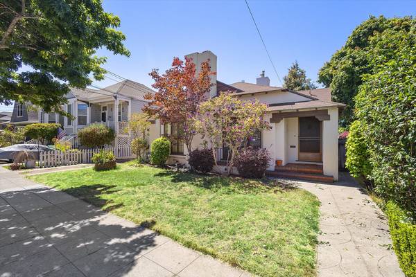 1BR/1BA Apartment on Park St · Alameda photo 3