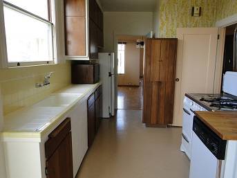 3BR/2BA Single Family House on Victoria St · San Francisco photo 4