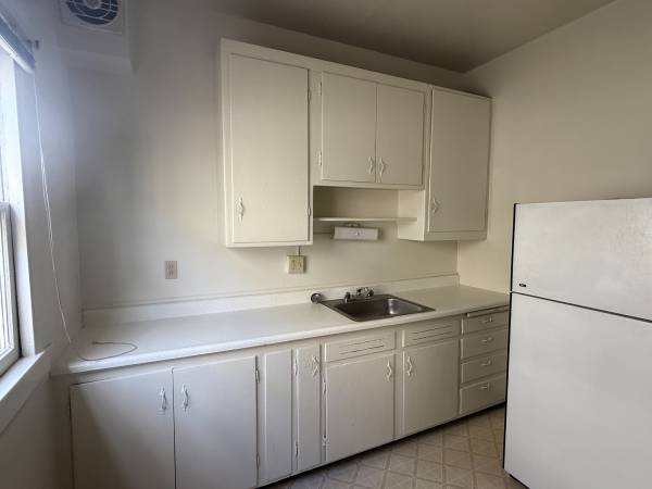 2322 Haste St., Berkeley (Apartment) photo 4