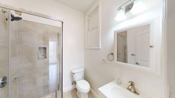 555 EDDY Apartments photo 5