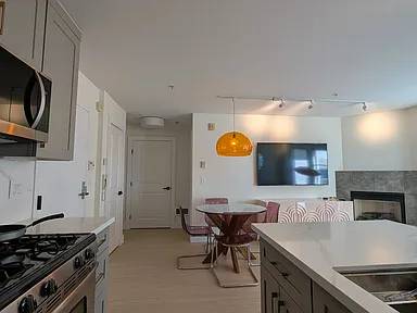 1BR/1BA Apartment · San Francisco photo 5