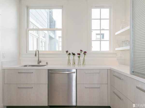 1BR/1BA Condo on Pacific Ave Apt 9 · San Francisco photo 5