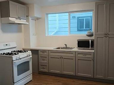 1BR/1BA Other on Central Ave · Alameda photo 3