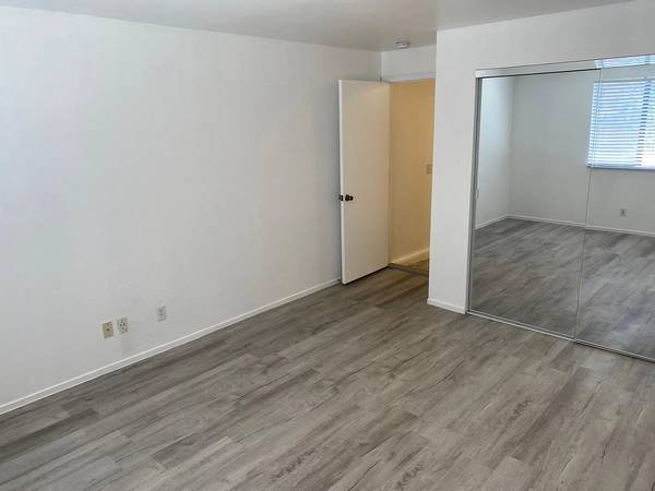 2BR/1BA Apartment on Sagamore St · Daly City photo 5