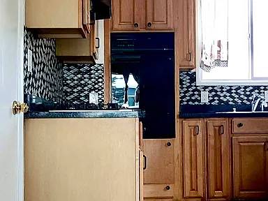 216 Greenview Dr Daly City, CA 94014 photo 3