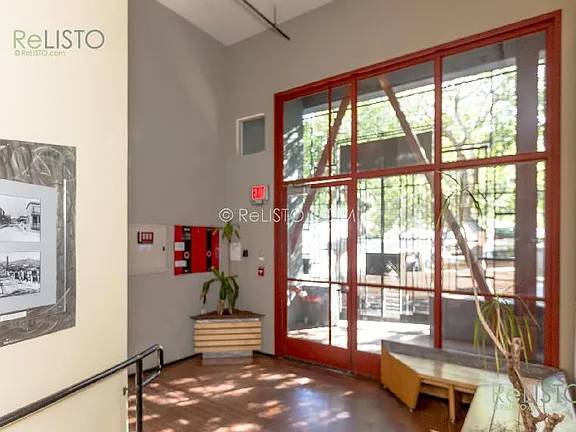 18 Lansing St San Francisco, CA 94105 photo 2