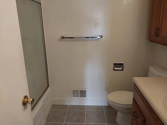 2BR/1BA Apartment · Mountain View photo 3