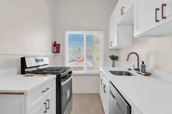 2091 California Street, Berkeley (Apartment) photo 2
