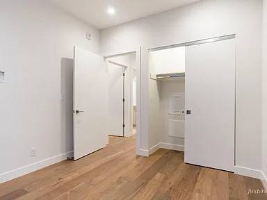 2BR/1BA Apartment · San Francisco photo 3