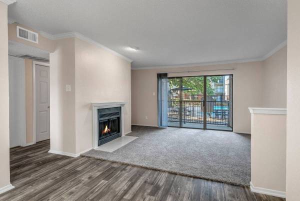 2BR/1BA Apartment · San Francisco photo 3